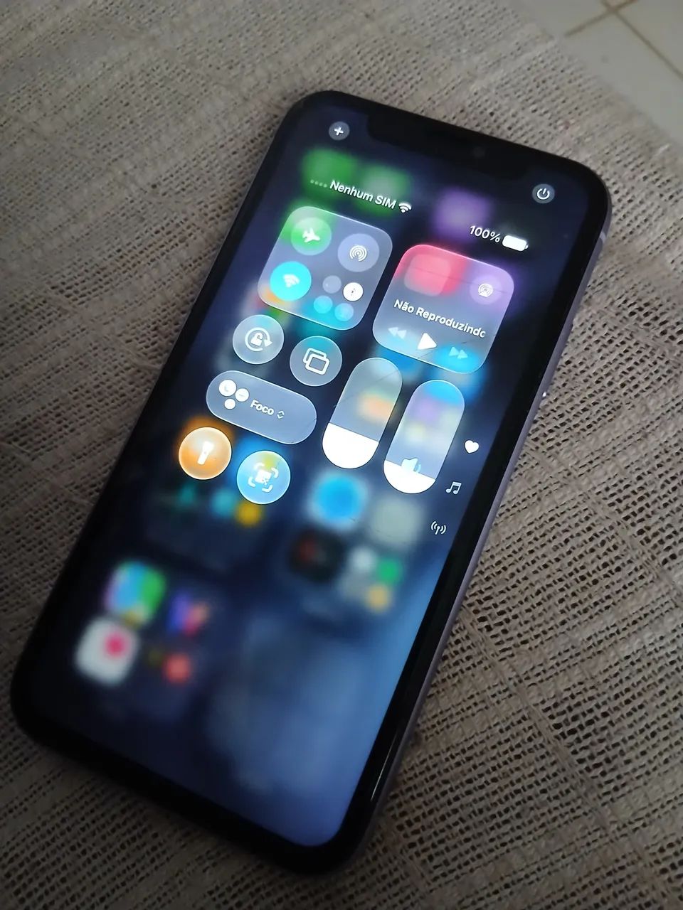 Iphone 11 perfeito estado - Foto 4