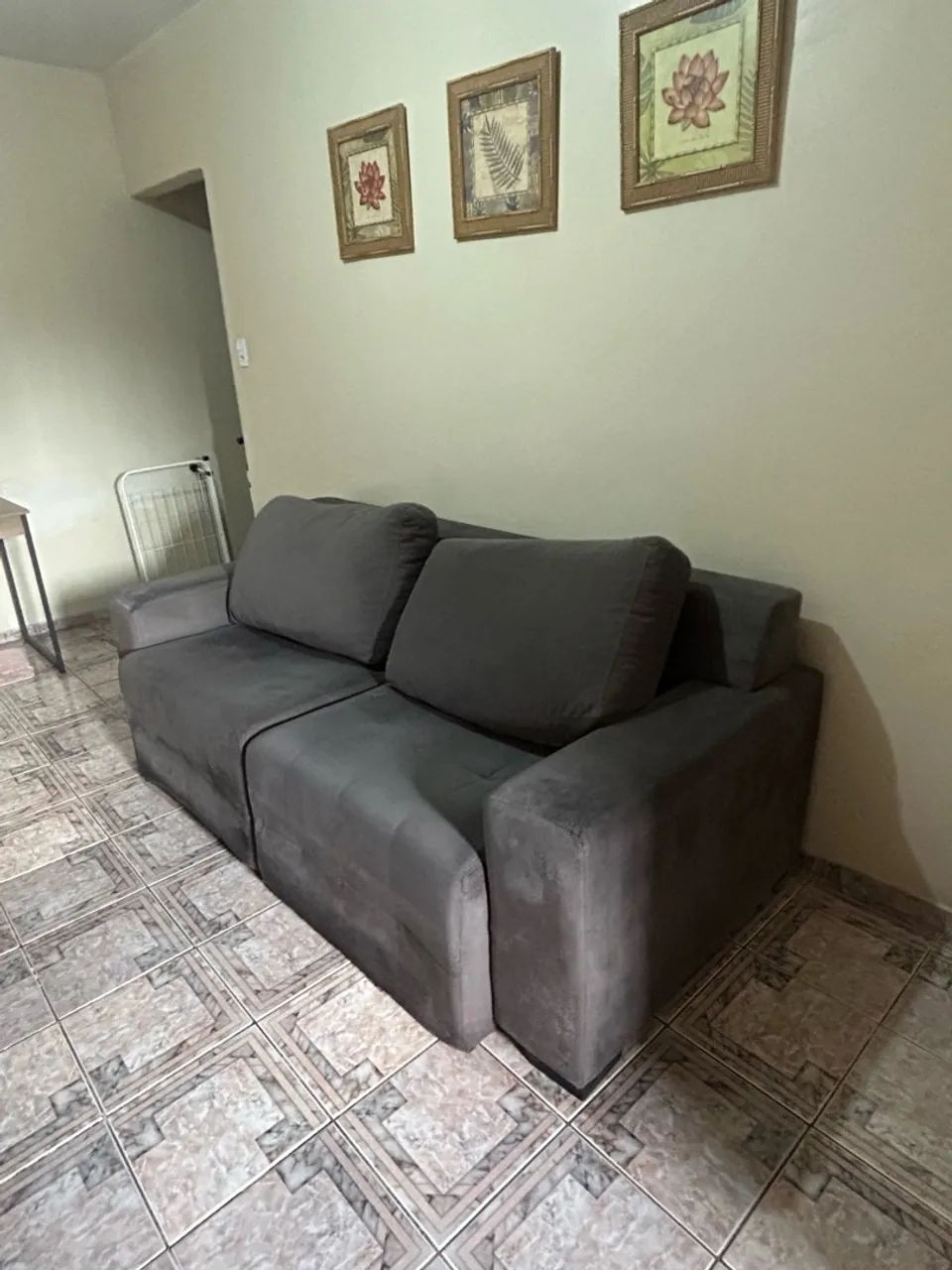 VENDE-SE SOFÁ 