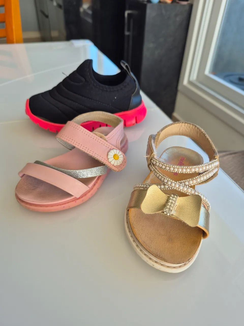 Sandália e tênis 20 e 23 - Foto 2