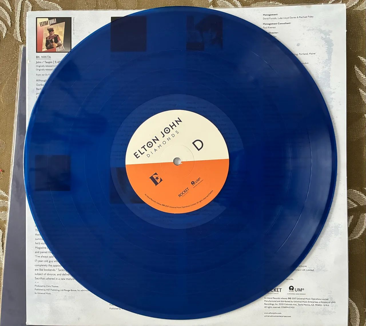 Vinil duplo  azul  ELTON JOHN DIAMONDS  - Foto 2