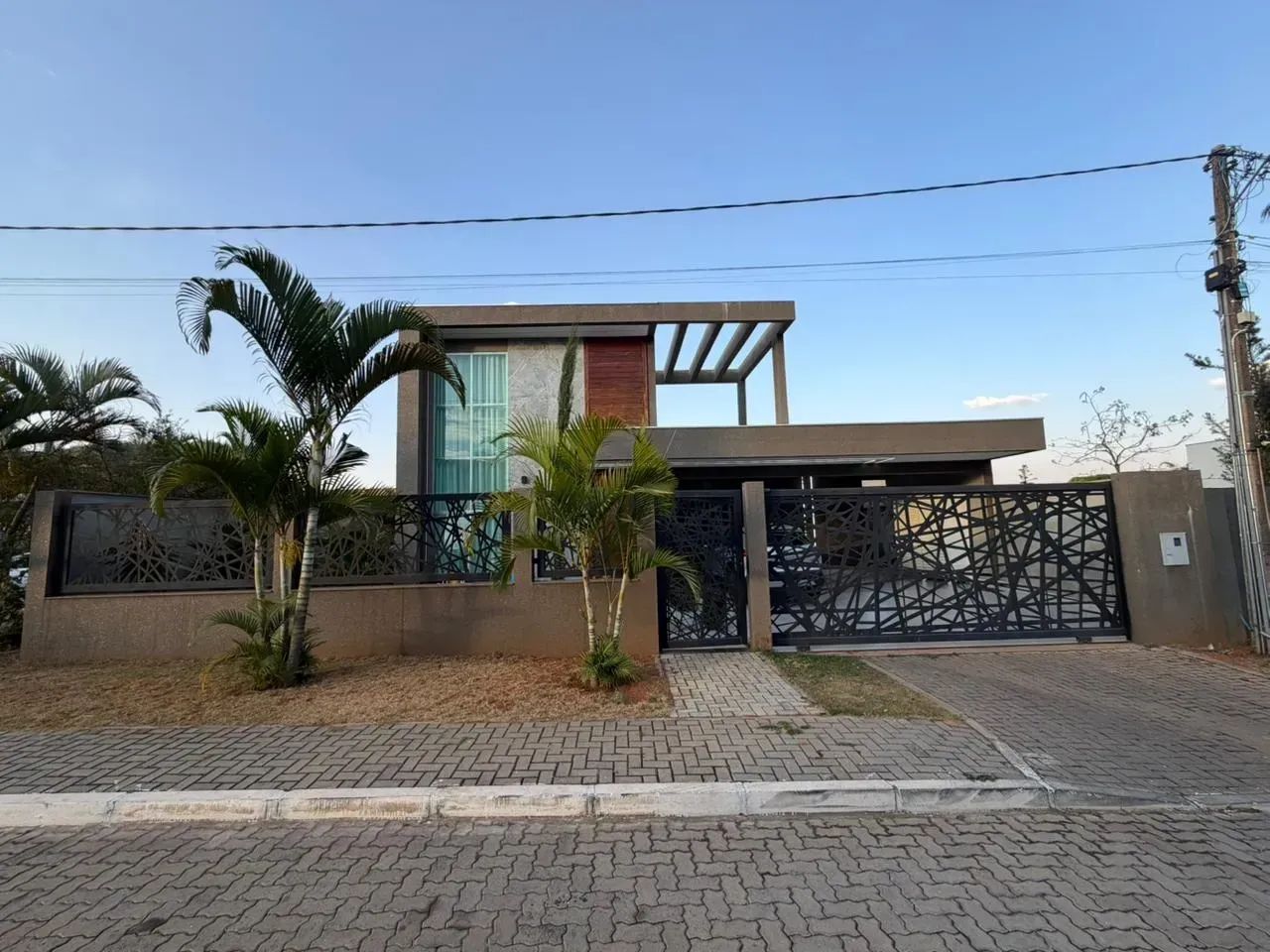 Imóvel Exclusivo e Único com 3 Suítes, Escritório e Jacuzzi de Grande Porte - Foto 2