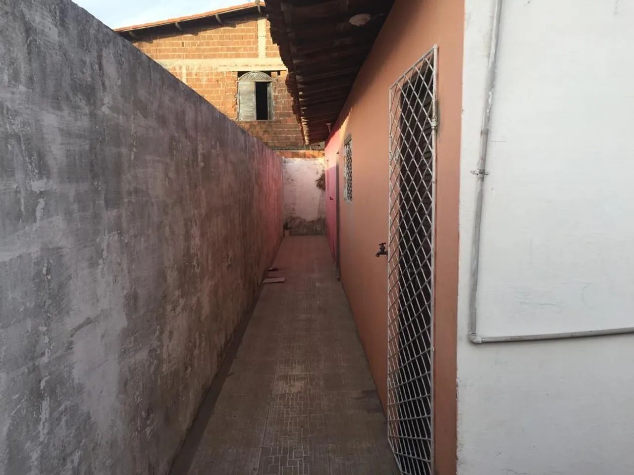 Vende-se quatro casas 2/4 cada uma ? - Foto 3
