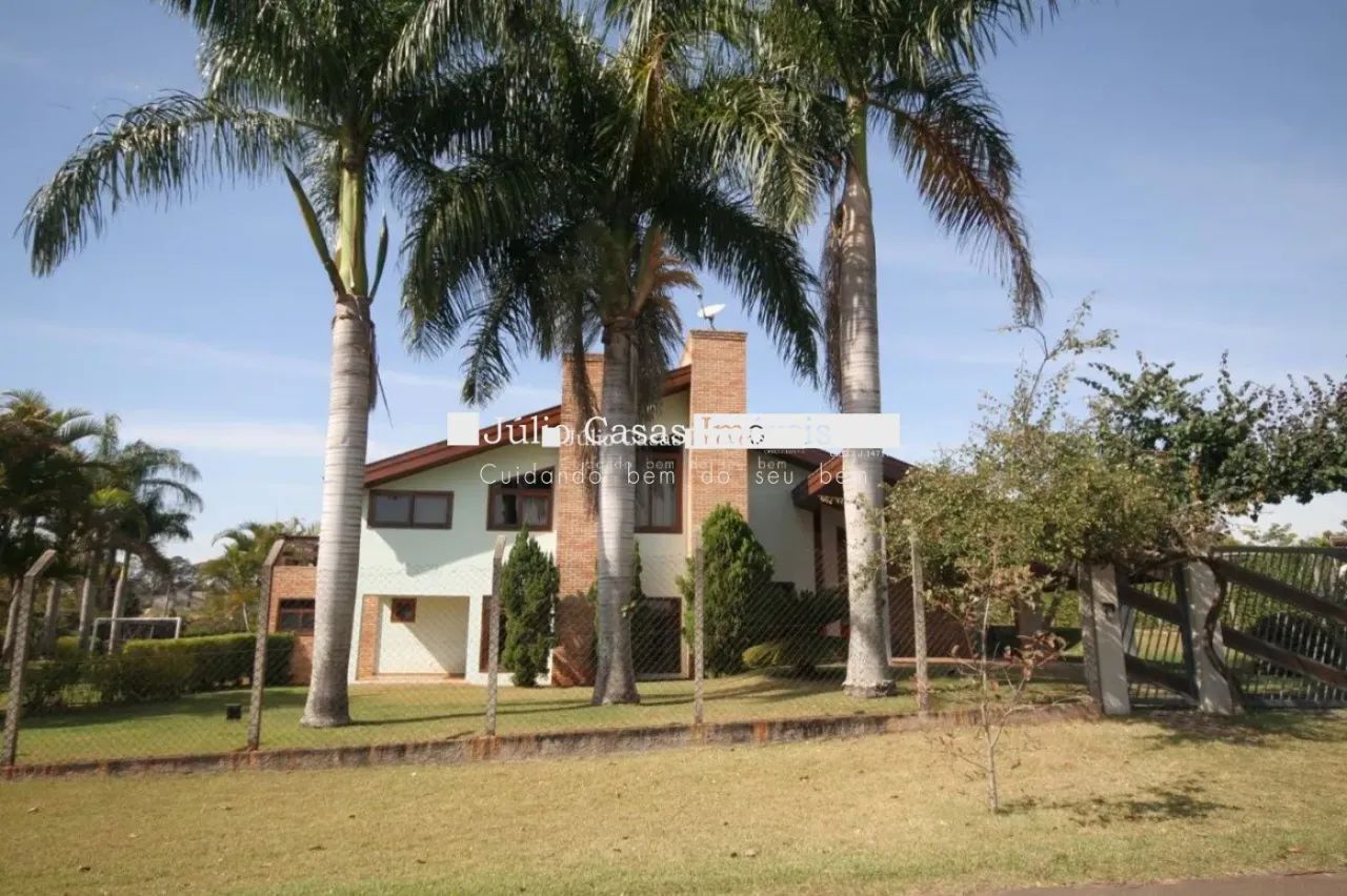 Casa em condomínio Vale do Lago