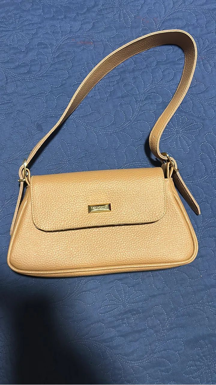 Bolsa couro fino 