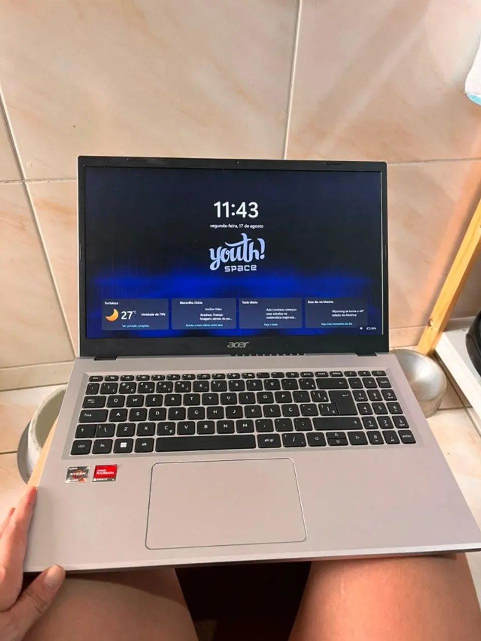 Not Acer Ryzen 5 / 8GB / SSD 256GB