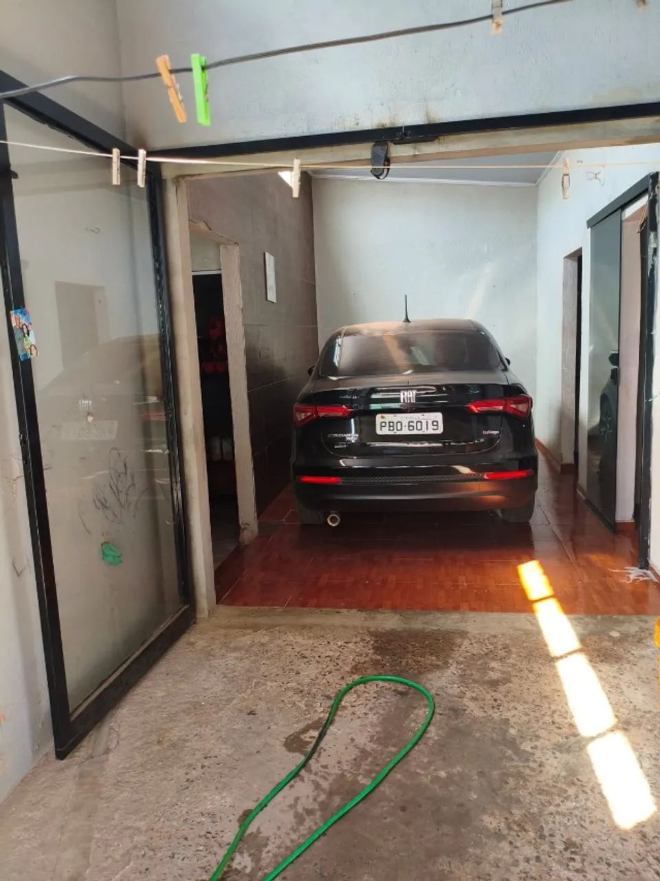 VENDO CASA DE ESQUINA COM 3 QUARTOS NO INICIO DO ITAPOÃ/DF - Foto 4