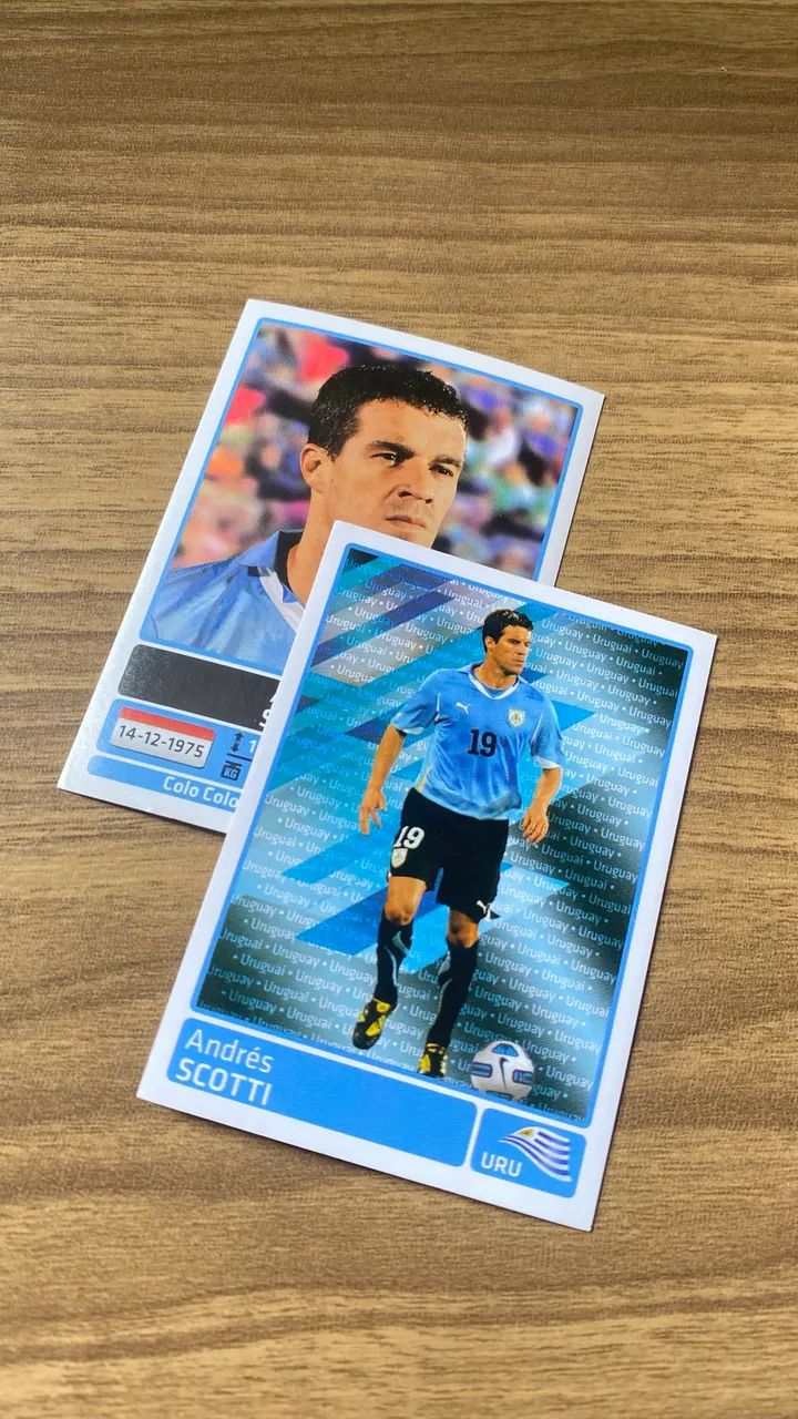 Kit 2 Figurinhas Andrés Scotti Uruguai