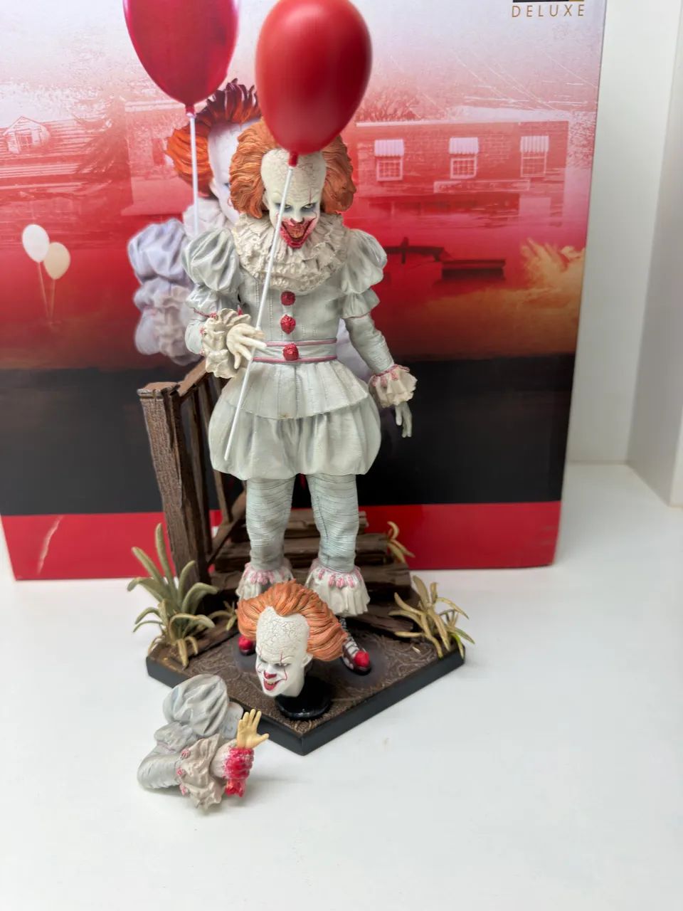 Pennywise - IT - Iron Studios - Perfeito na Caixa - Completo - Foto 2