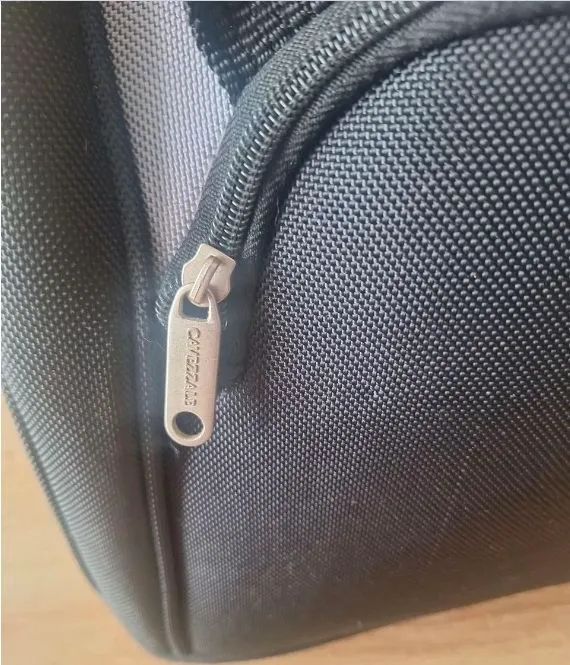 Mochila de mão Cavezzale 30x30 cm - Foto 2