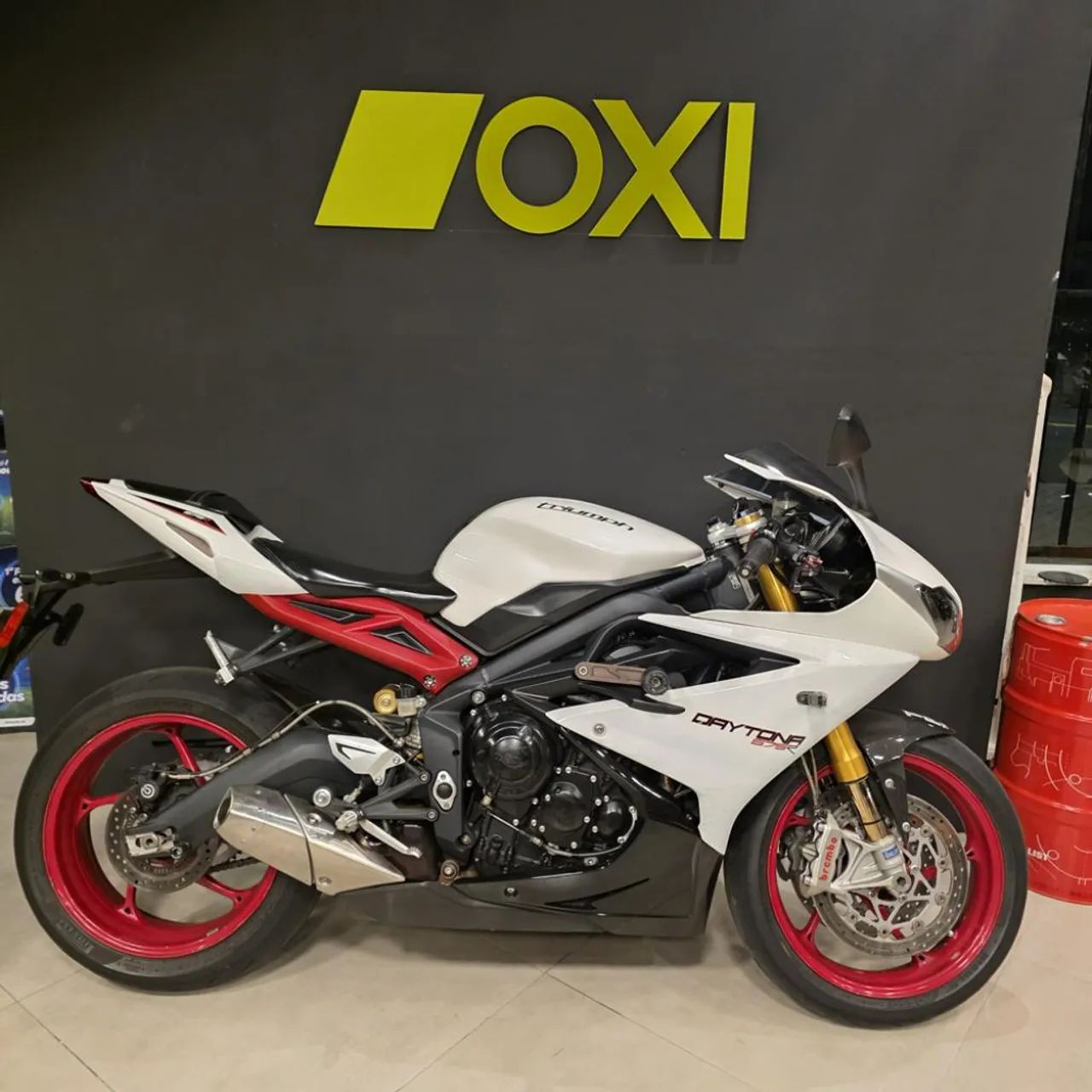 Triumph 675r 2014 - 1516758232 | OLX