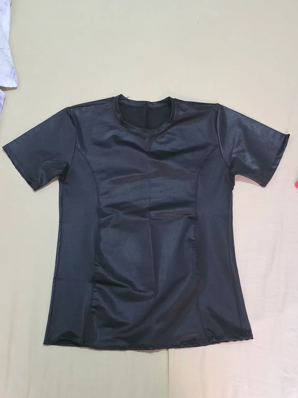 Camiseta courino. Preta.
