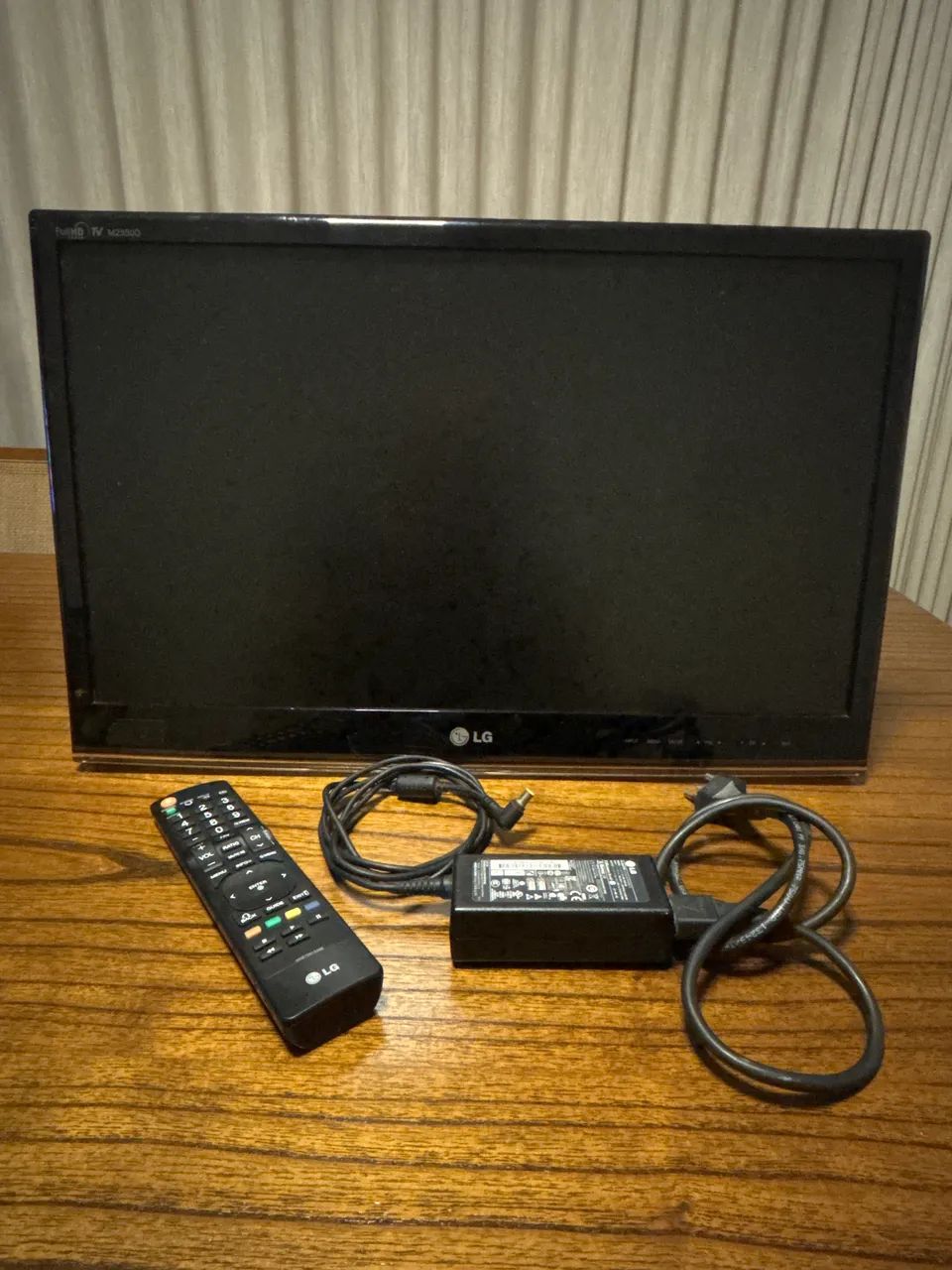 Tv LG 2350D 