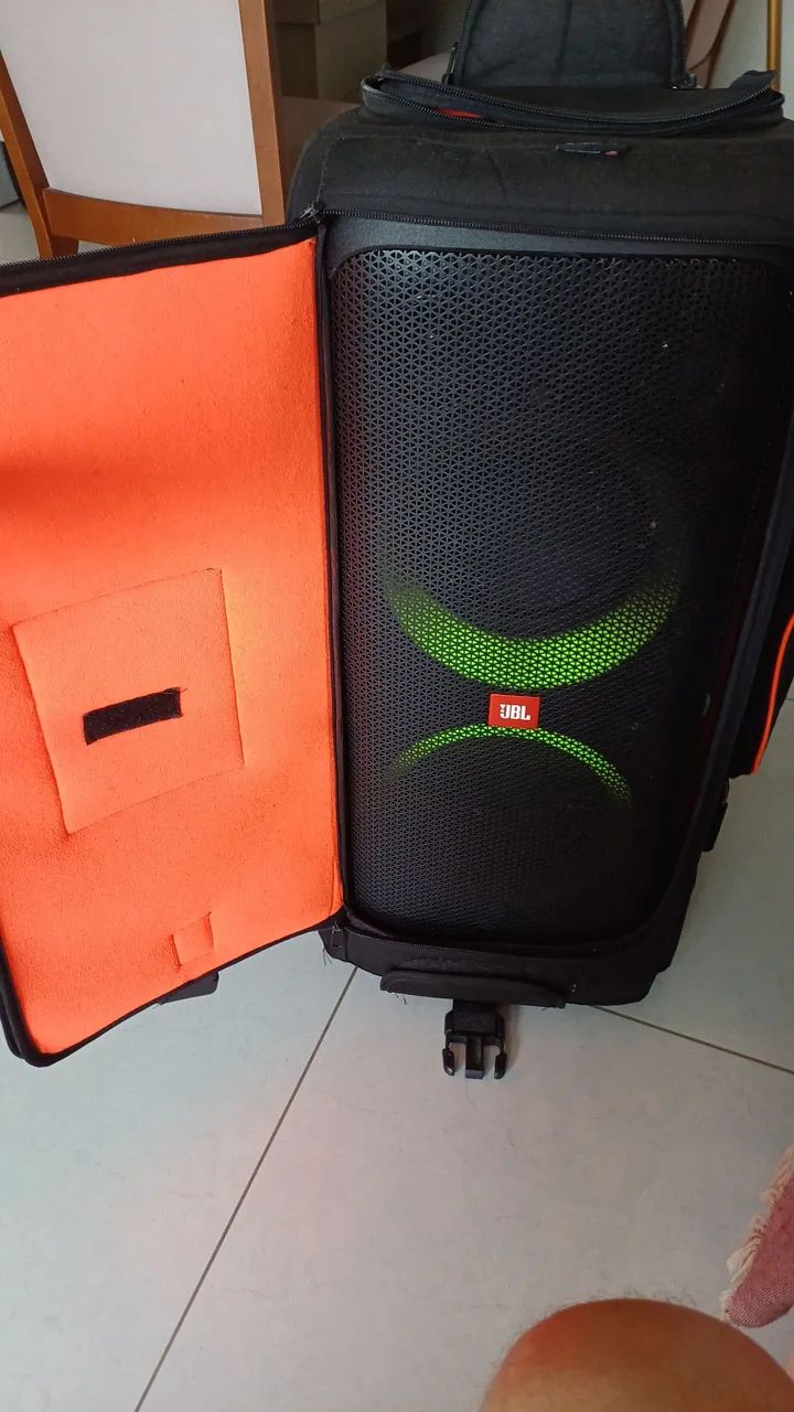 Caixa de som JBL partybox 310.  - Foto 2