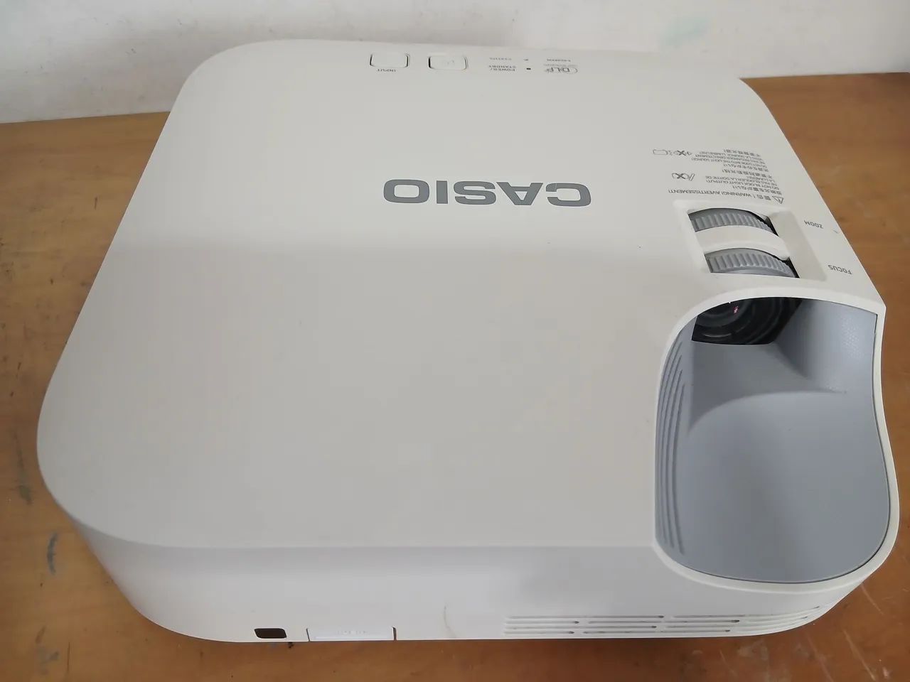 Projetor Casio xj v1 
