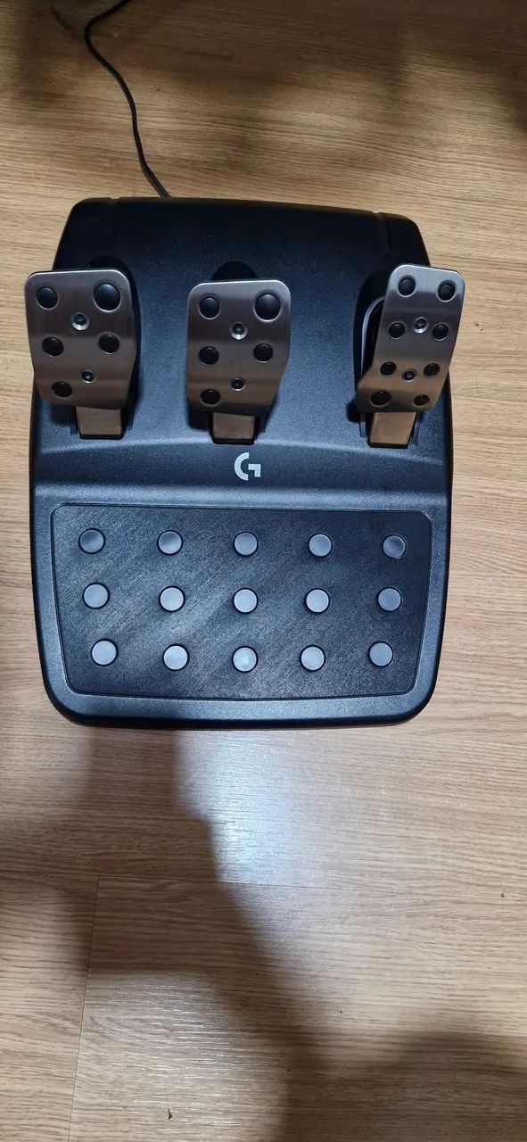 Logitech G923 (PS5, PC) + Câmbio driving force G shifter - Foto 3