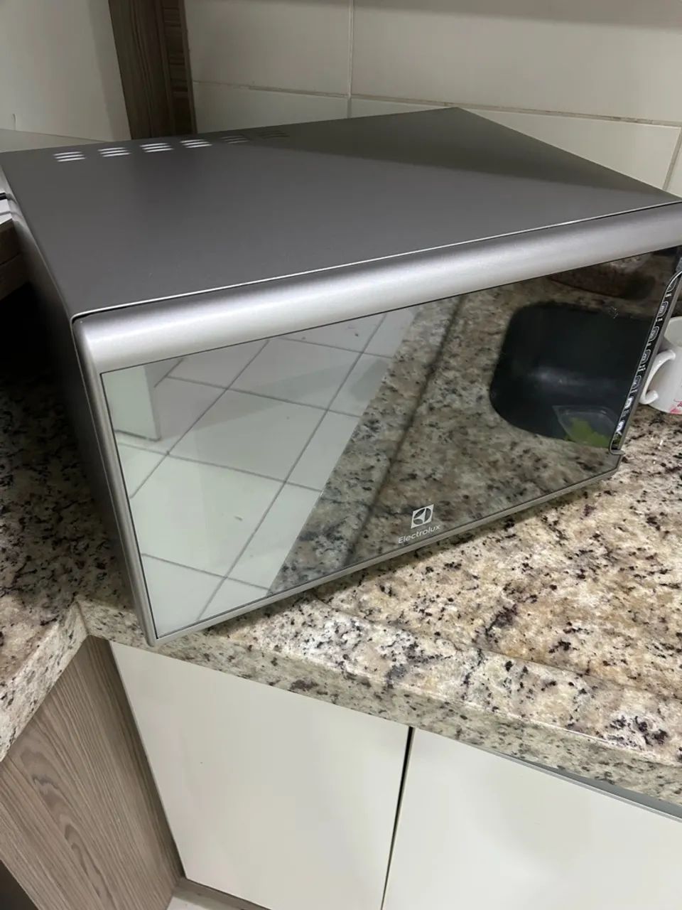Microondas Eletrolux 31L