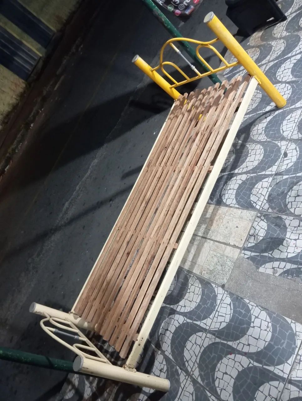 Vendo Cama solteiro de Ferro Completa  - Foto 2