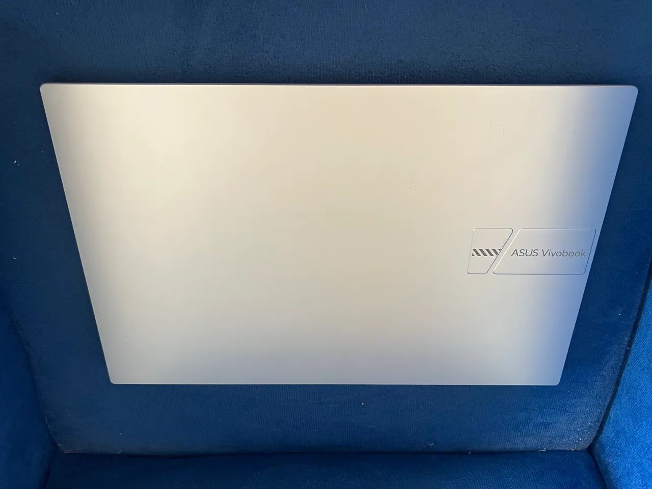 Notebook novo usado poucas vezes 