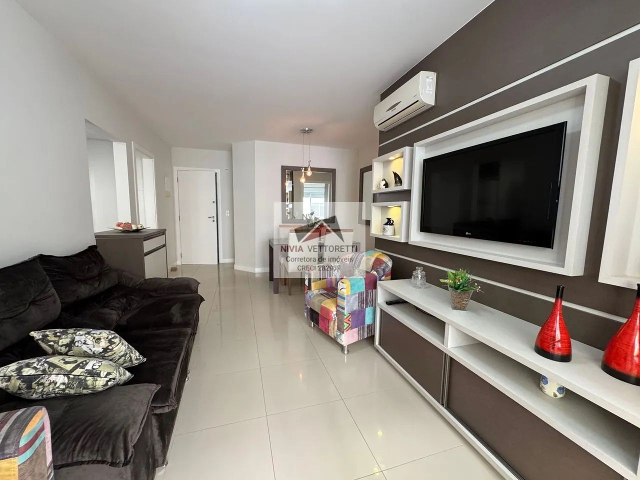 Apartamento 2 dormitórios mobiliado 400 metros do mar! - Foto 4