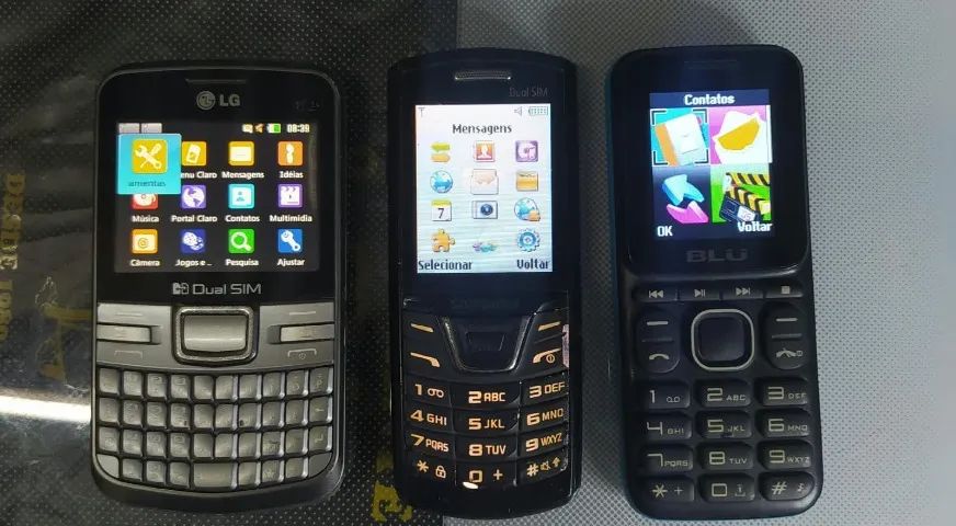 COMBO COM 3 CELULARES VINTAGE-LG C199-Samsung GT-E2152L-BLU Z4 Music