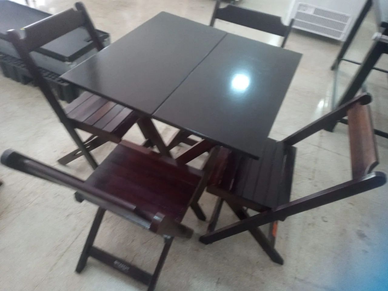 Mesa 4 cadeiras  - Foto 3