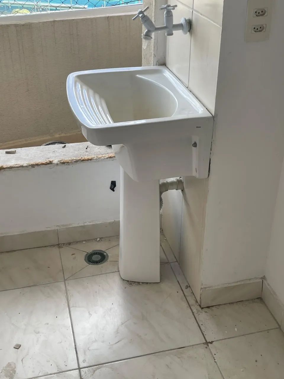 Pia de louça Deca