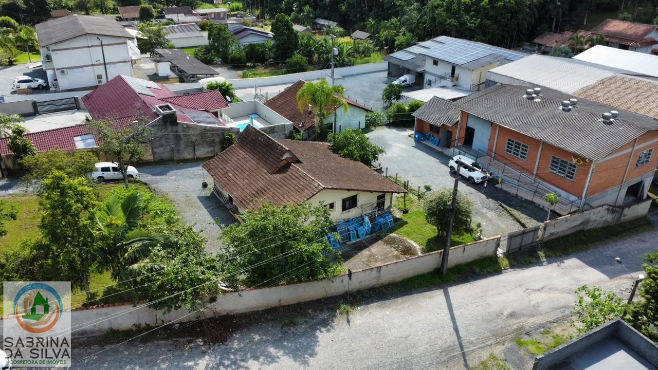 Oportunidade para moradia e empresarial - Foto 4