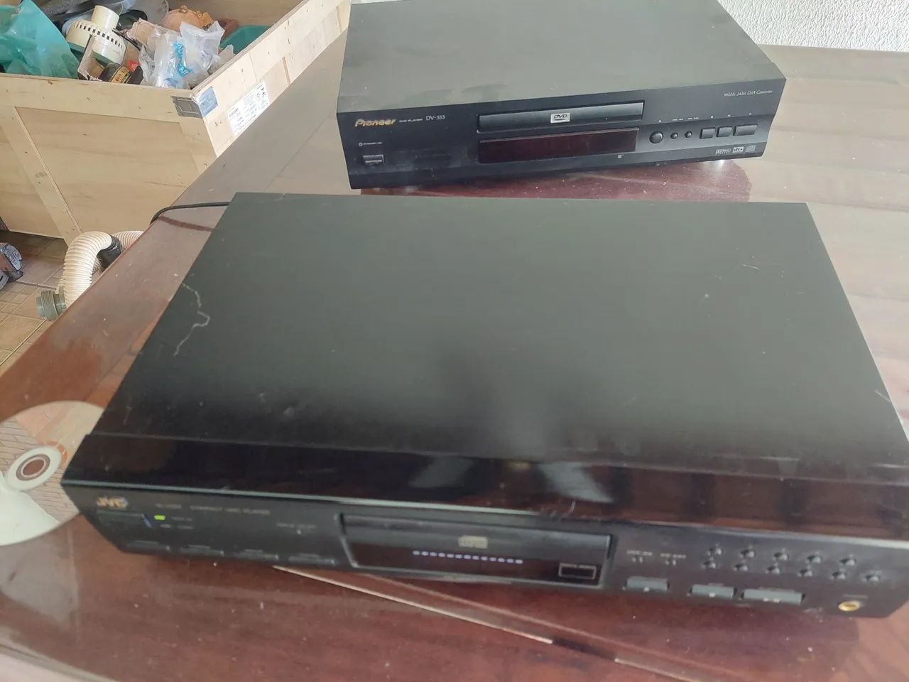 Vendo cd player   jvc funciona  perfeitamente  com marcas de uso - Foto 2