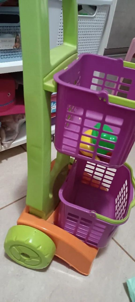Carrinho infantil de compras 