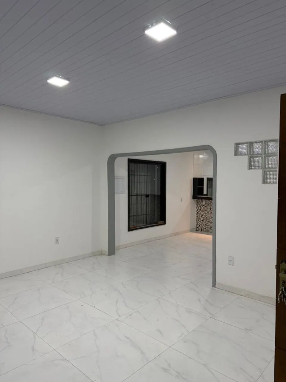 Casa em ótimo estado (6 suítes e CLUB de lazer) - Foto 4