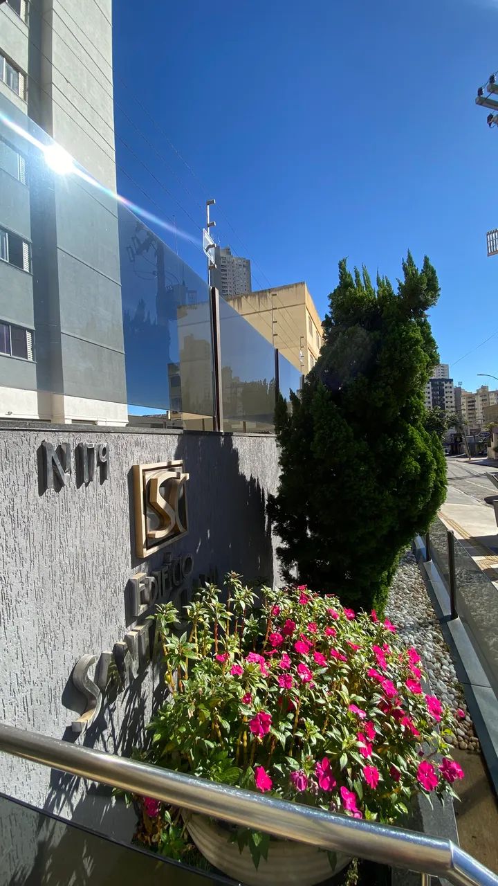 Apartamento com 3 quartos próximo à Praça da Nova Suíça