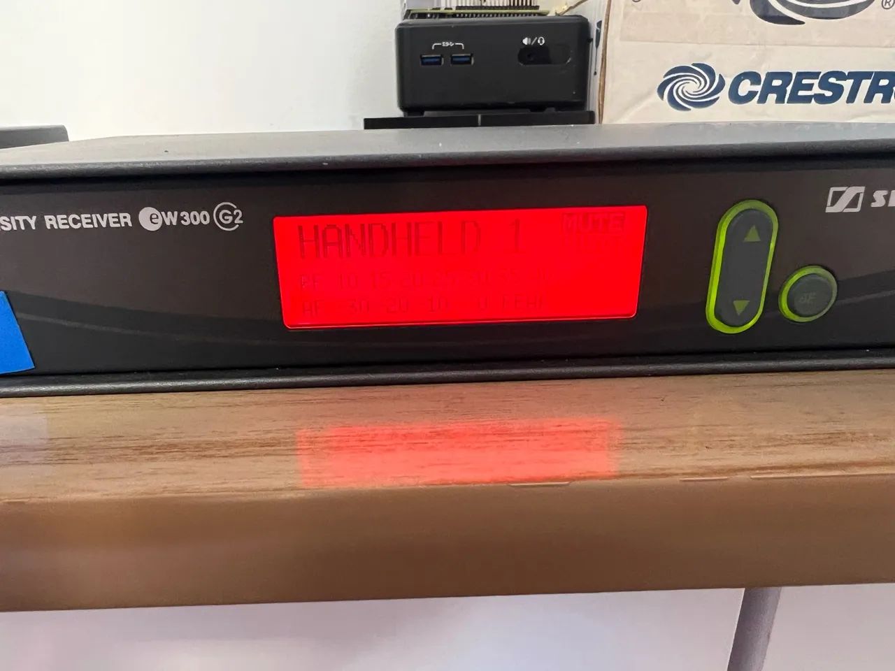 Base Microfone Senheiser EW300 G2
