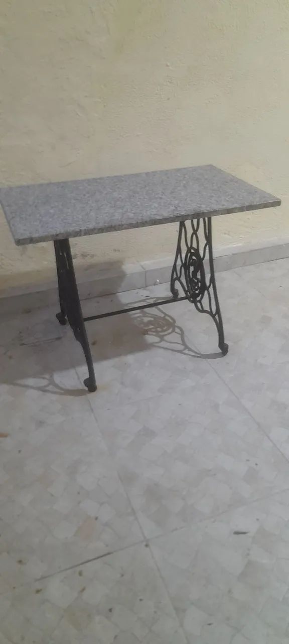 Mesa base singer com granito - Foto 2