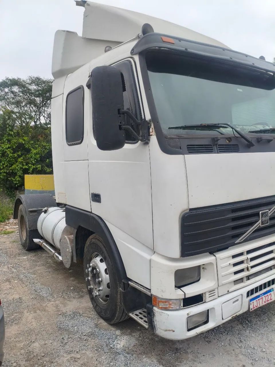 FH 12 ano 2001 aceito troca 
