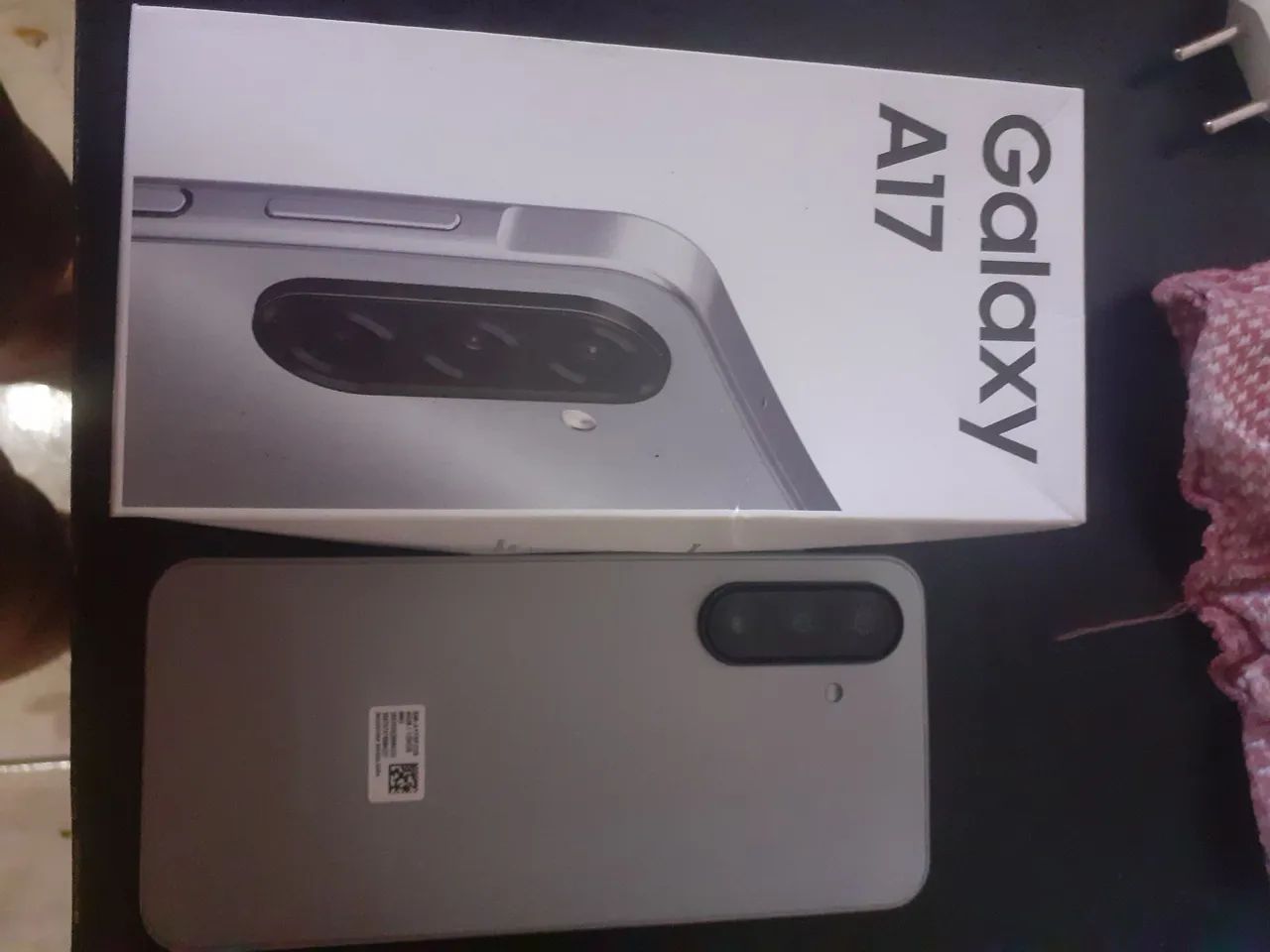 VENDE-SE CELULAR GALAXY A17 - Foto 2