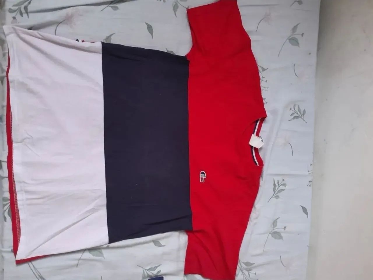 Moletom + camisa Lacoste ( aceito troca ) - Foto 2