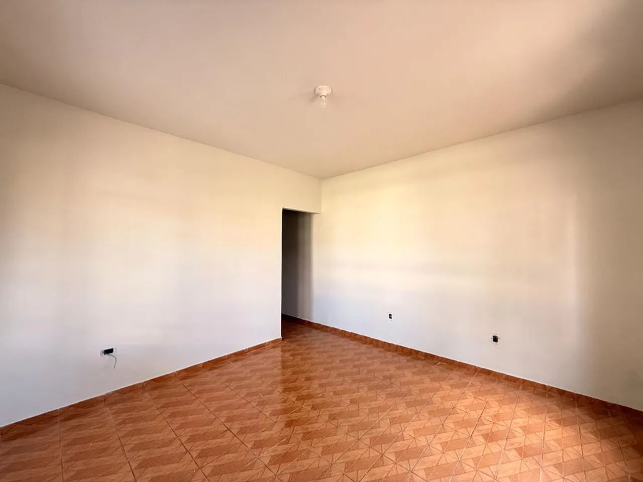 Sobrado à venda em Maringá, Jardim Alvorada, com 3 quartos, com 138.7 m² - Foto 4