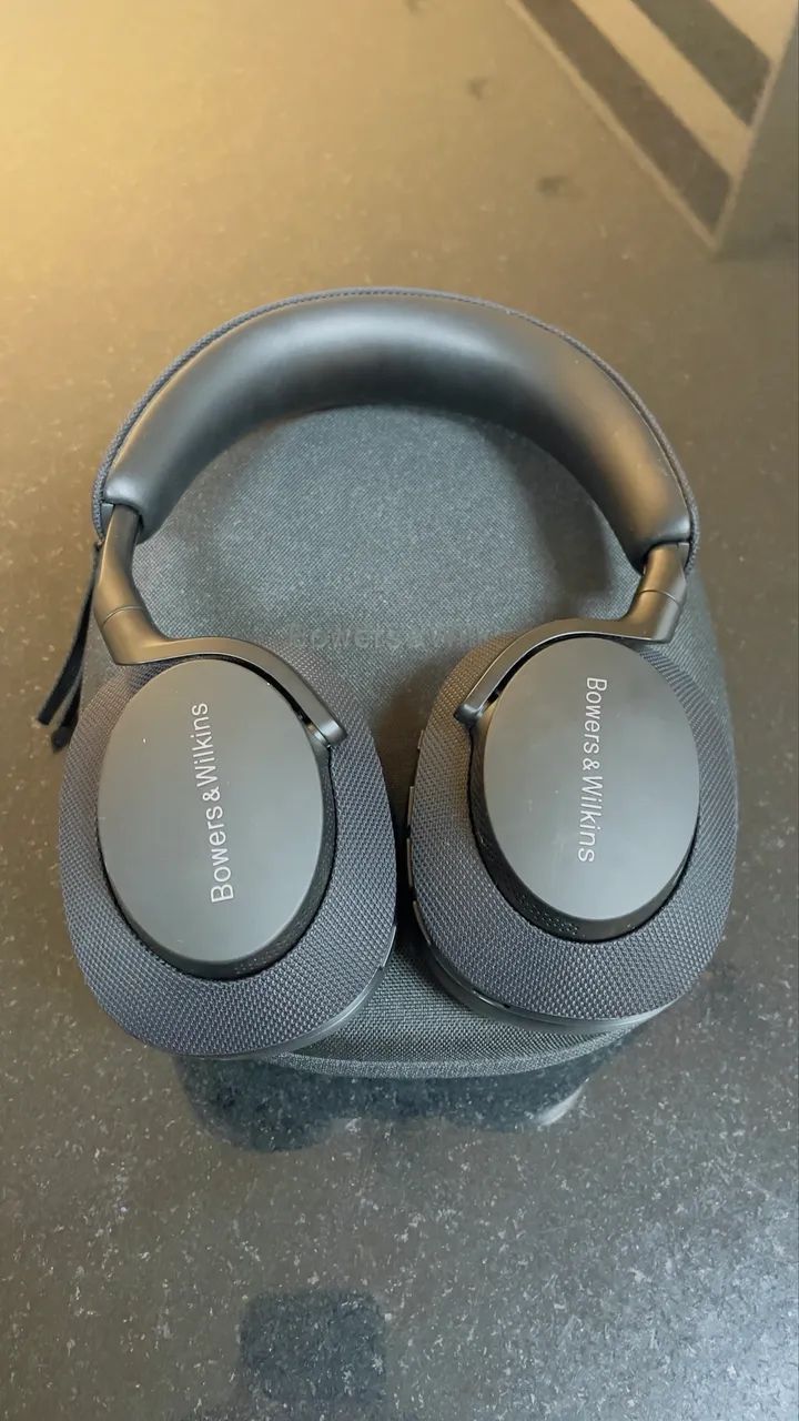 Bowers & Wilkins px7 s2e - Fones de Ouvido - Norte (Águas Claras