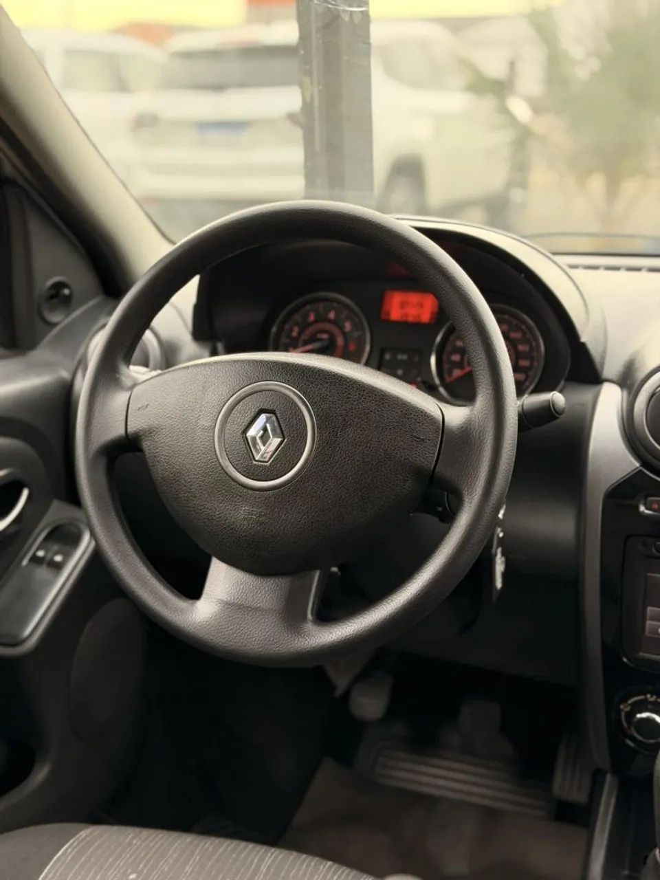 Renault Logan Expression Flex 1.6 16V 4P 2013 - Foto 5