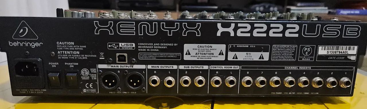 Mesa de som Behringer Xenyx X2222USB - Foto 2