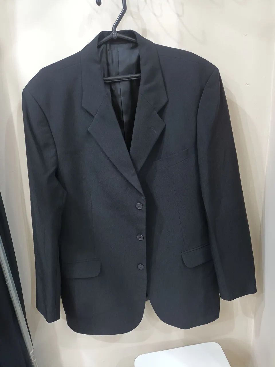 Terno preto masculino 48 (blaiser + calça)
