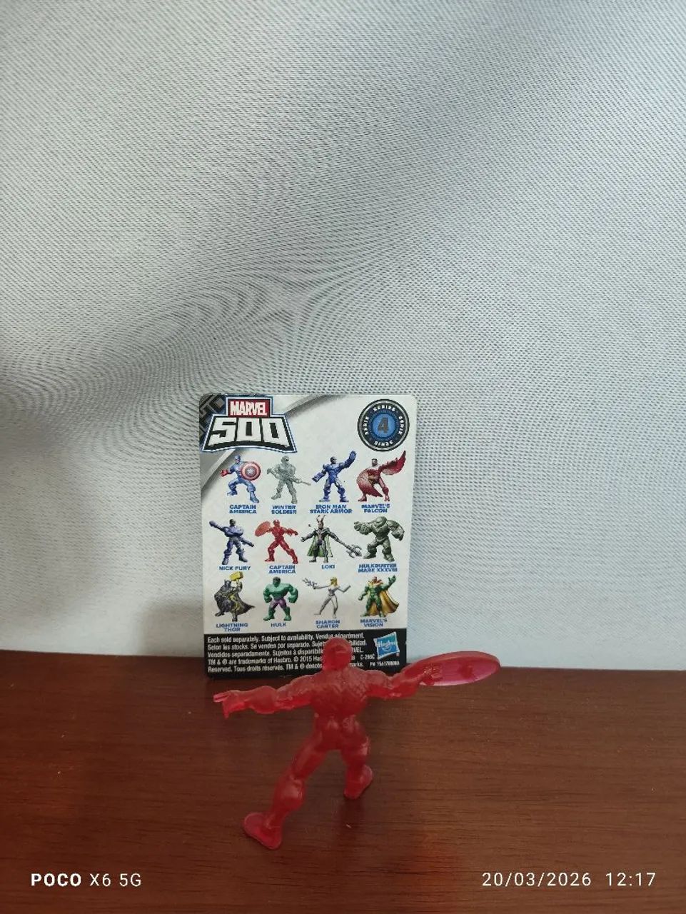 Miniatura capitão América translúcido vermelho - Marvel 500 Série