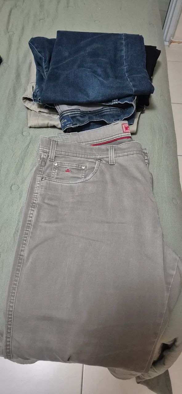 Roupas / Calças Usadas em excelente estado. - Foto 5