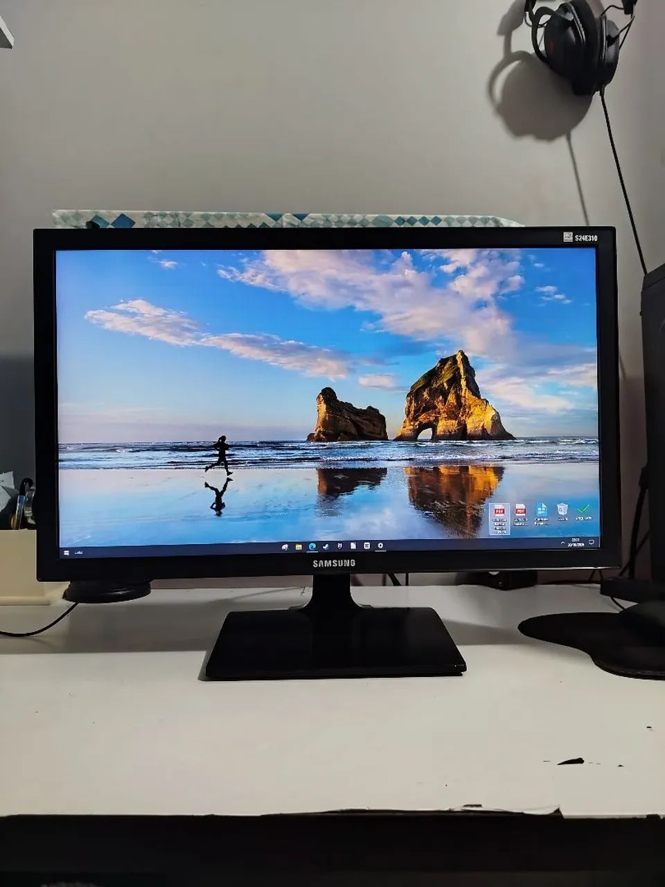Monitor SAMSUNG 24 Polegadas MUITO NOVO - Foto 3