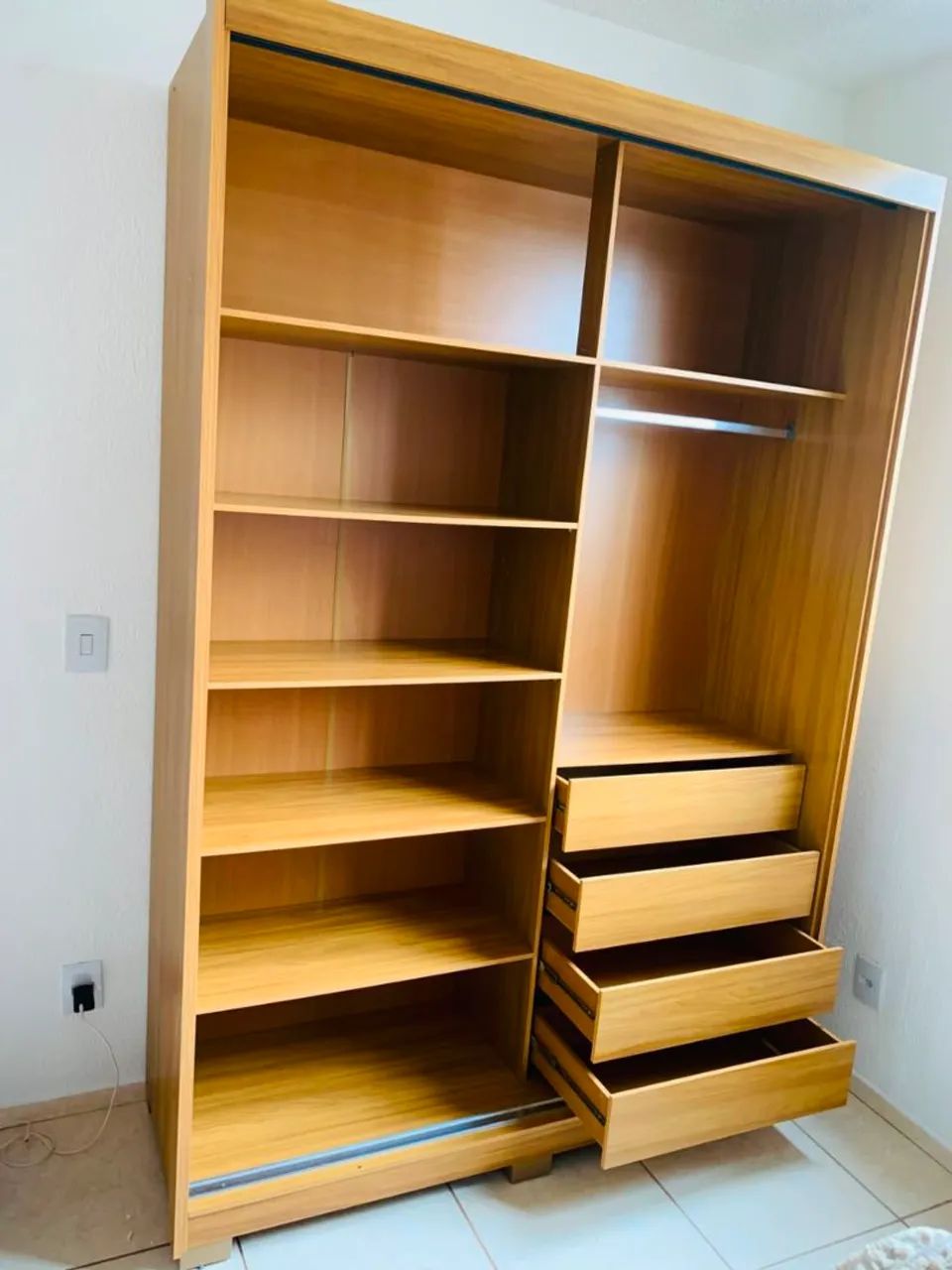 Guarda roupa com espelho  - Foto 5