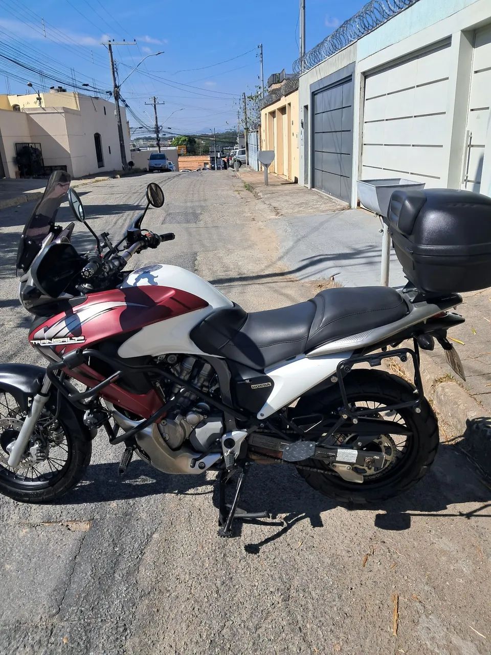 Honda Transalp 700cc - Foto 2