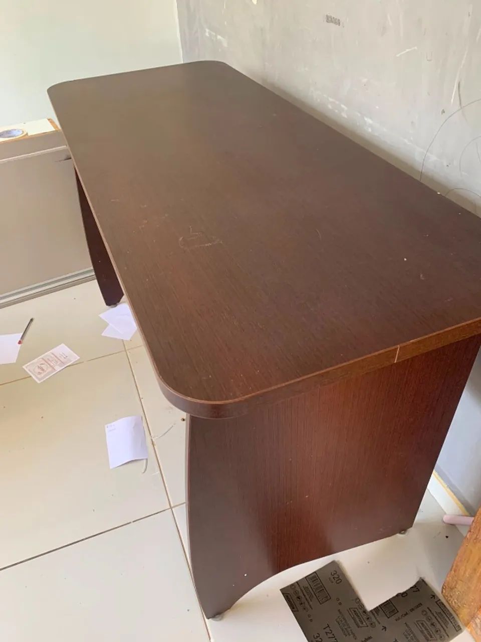 Escrivaninha grande e forte - Foto 3
