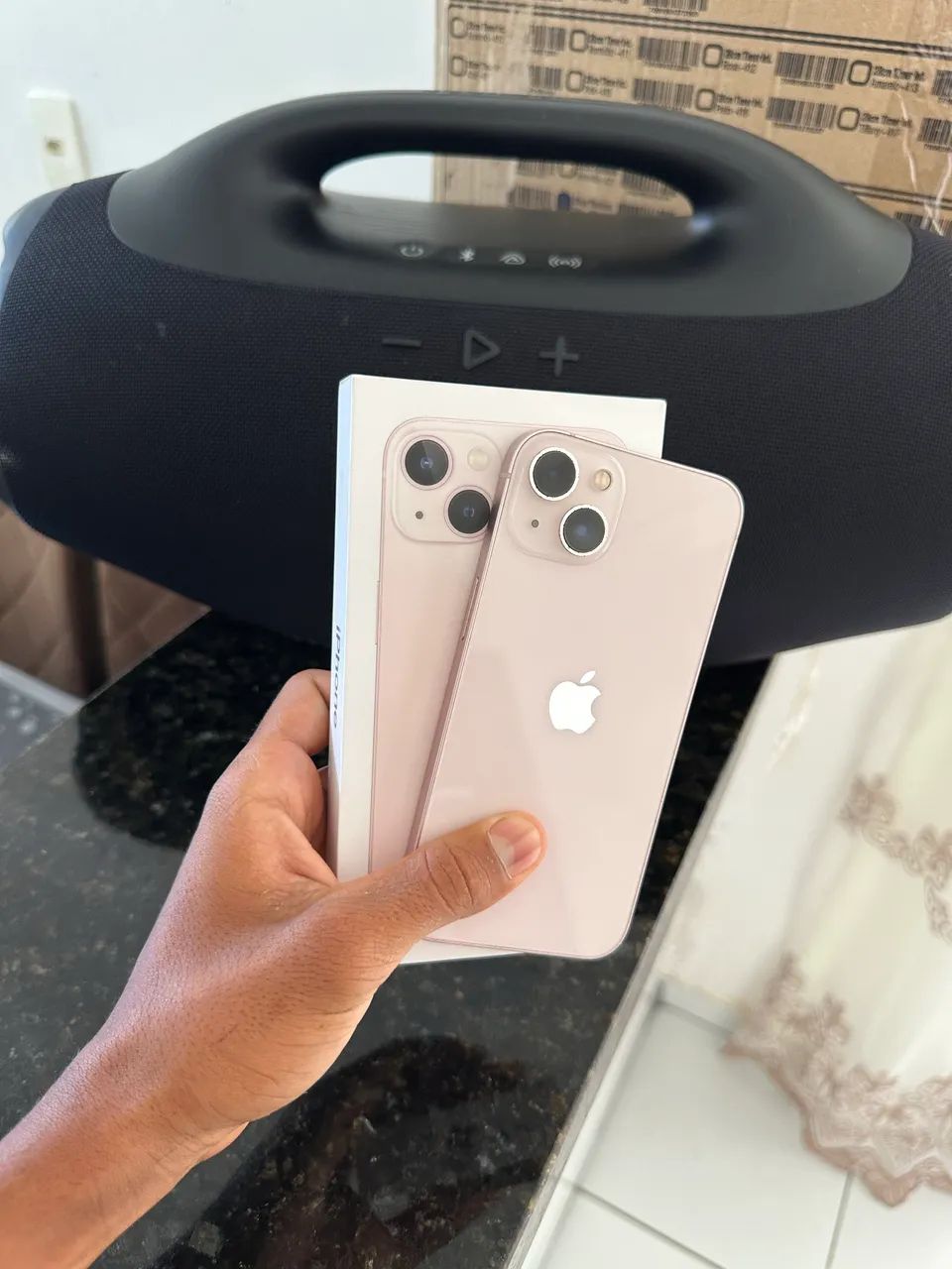iPhone 13 