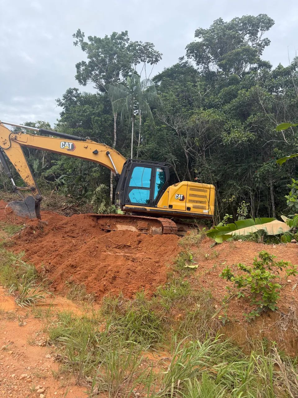 Escavadeira Cat toda operacional  - Foto 3