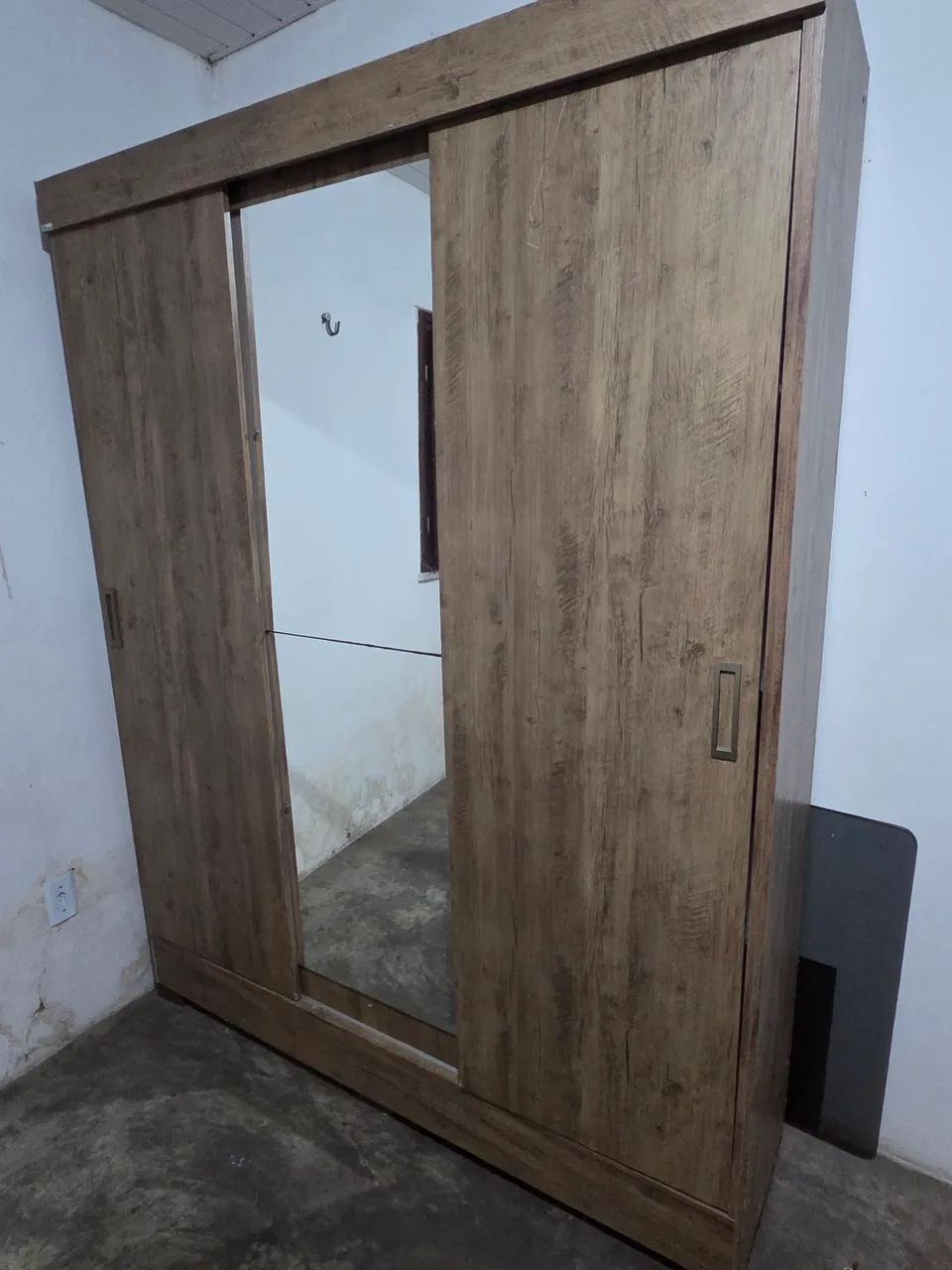 guarda-roupa de casal